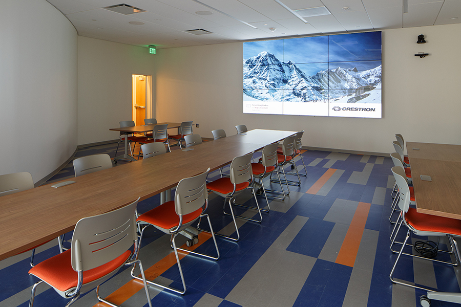 Morgan State University AV System video wall display in classroom